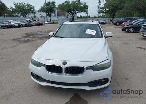 2017 BMW 320I z USA, uszkodzony, nr VIN WBA8E1G51HNU12483